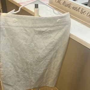 Elegant White Lace Skirt